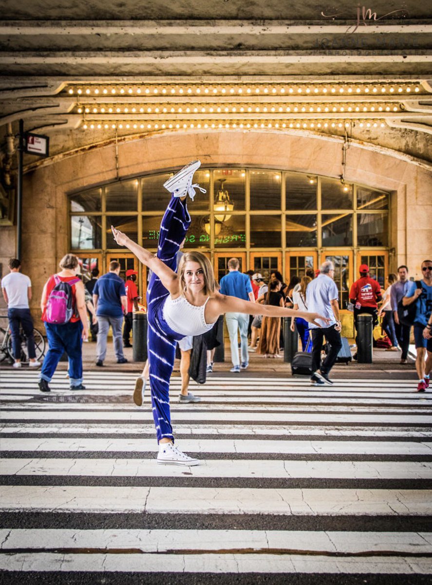 HaleyHuelsman's tweet photo. Kicking Off The First Day Of My Senior Year Tomorrow #senioryear  #photoshoot #nyc #dancephotography #leg #train #technique #dancer #singer #actress 
Joanne Marie Photography https://t.co/p3FmrH6olo