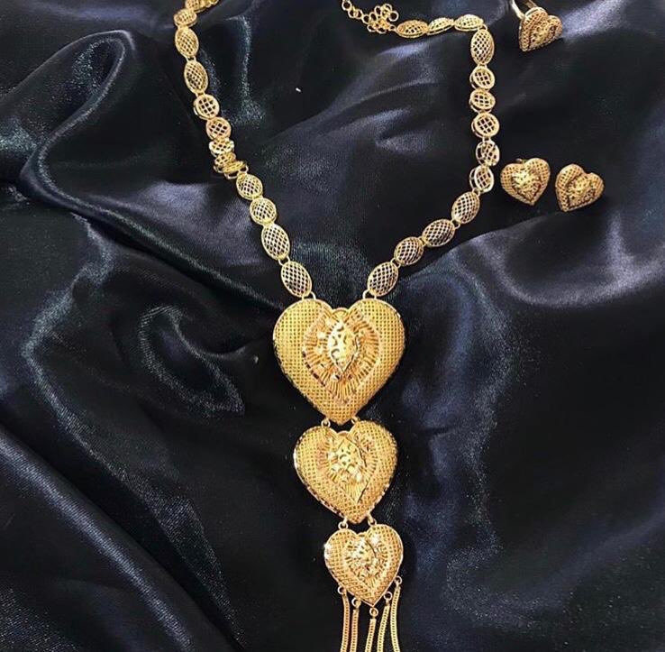 IGlobalEvents's tweet photo. Our new Business with my Daughter in Doha Qatar...more Collection Image to follow.. anyone who are interested to buy just pm me or call me at 281-814-1997 # All is Pure Gold ( 18K / 21K / 22K)💫👍 https://t.co/h34OGfSPCF