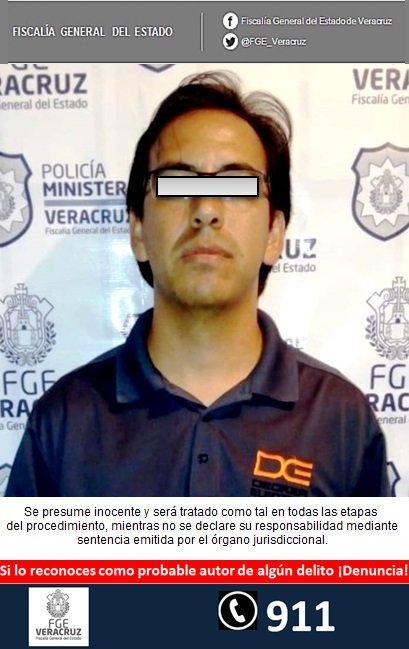 Ejecuta FGE orden de aprehensión por revelación de secreto judicial, revelación de información reservada y encubrimiento por favorecimiento, en Zongolica
Evelsaim Cristhian "N" probablemente reveló información de  orden de aprehensión relativa a homicidio de alcaldesa de Mixtla