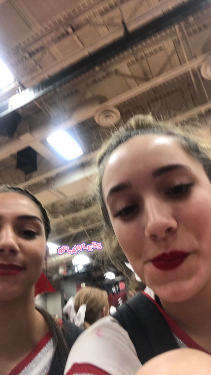 catttmc's tweet photo. happy birthday to this hottie🥰 love &amp; miss you so much!! can’t wait to visit you❤️ @maxxmeyerr https://t.co/BinrGT3L6v