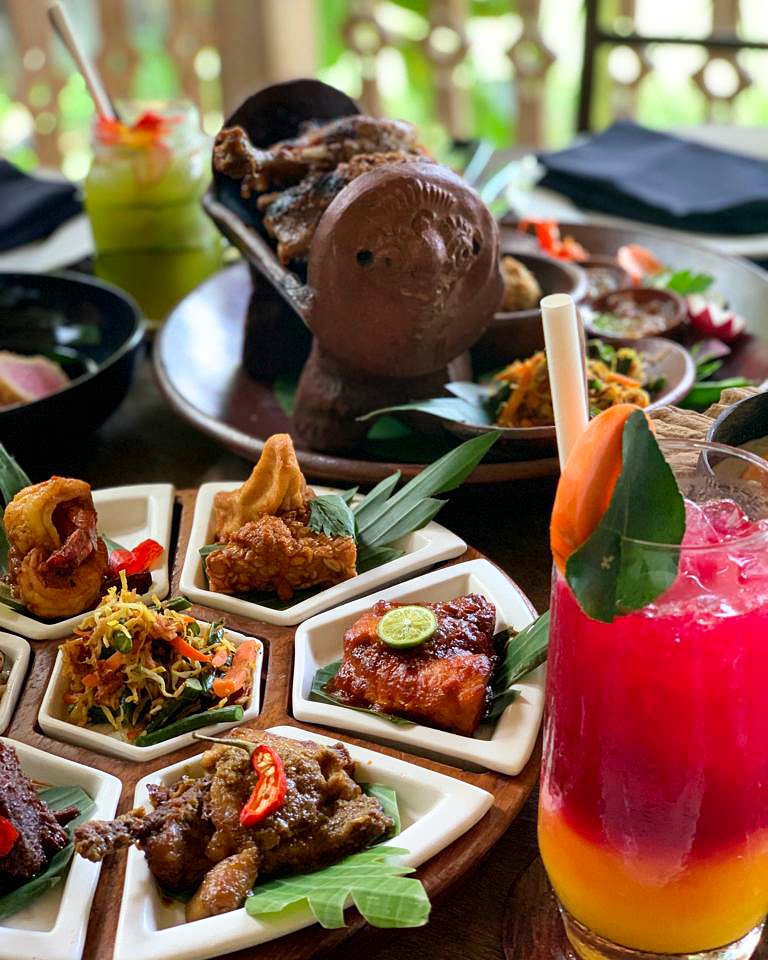 An Indonesian lunch!
#lunch
#KayumanisExperience