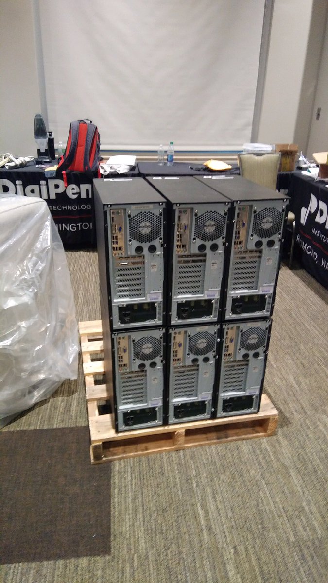 DigiPenDragons's tweet photo. Here are some pictures of the booth being packed up! 

Professor Justin Chambers came in to help us pack up the #DigiPenArcade 🌺. https://t.co/Ync9VhHkMj