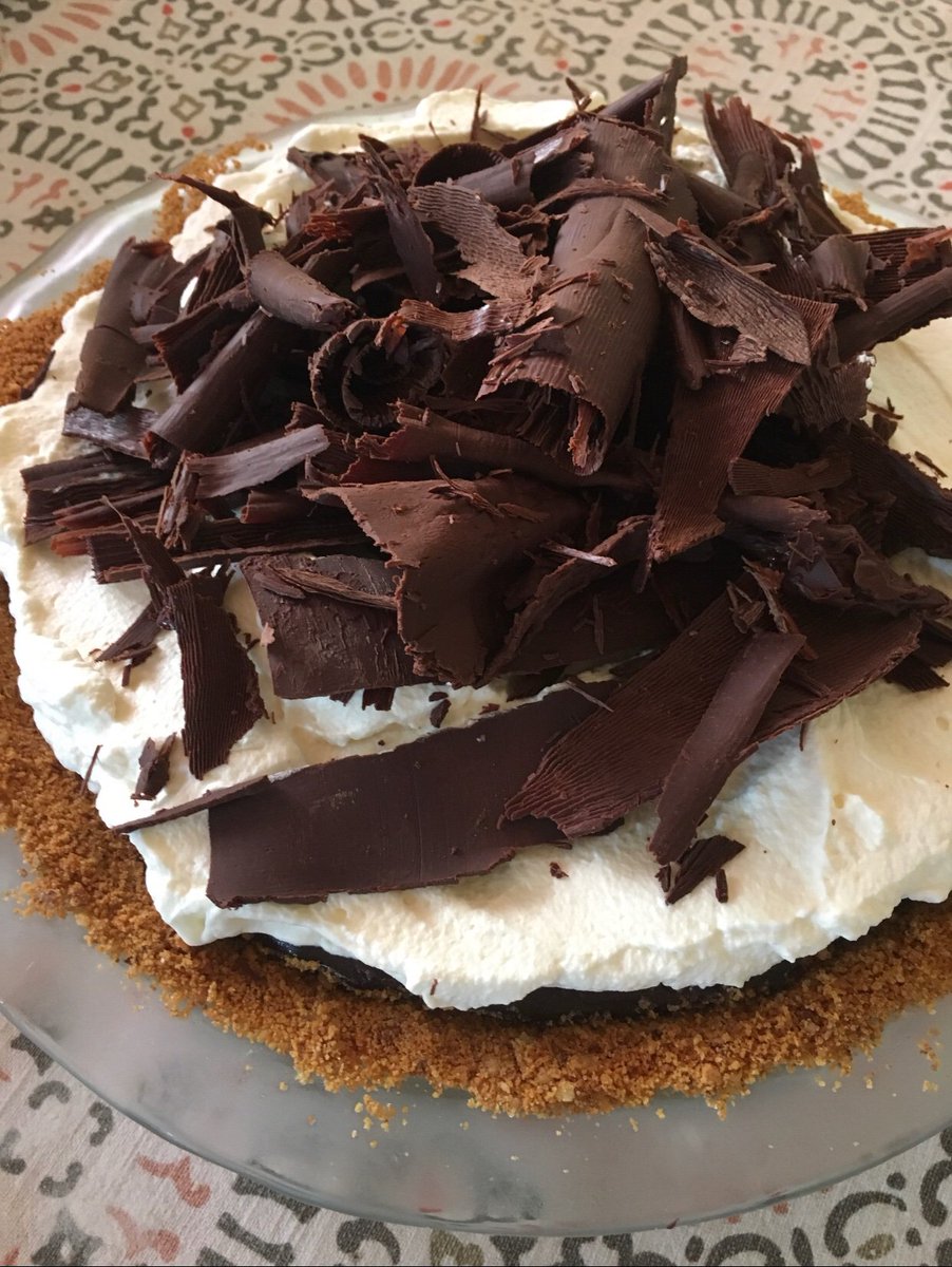 Jake Green (@rescuetrain) on Twitter photo Topped this chocolate cream pie with whipped cream instead of meringue, so as not to promote the nefarious <a href="/BraveTart/">Stella Parks</a> agenda. I must say, however, that her recipe for the choco filling is 💯 Topped this chocolate cream pie with whipped cream instead of meringue, so as not to promote the nefarious <a href="/BraveTart/">Stella Parks</a> agenda. I must say, however, that her recipe for the choco filling is 💯