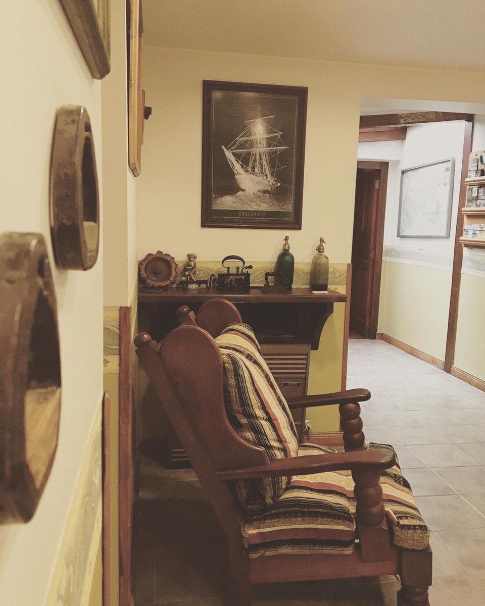LaPostaHostel's tweet photo. Después de un día de esquí a pleno ¡un buen descanso!
#LaPostaHostel
#VisitUshuaia
#FindelMundo
+54 9 2901 58-8554
info@lapostahostel.com.ar https://t.co/KkUzw7ah3e