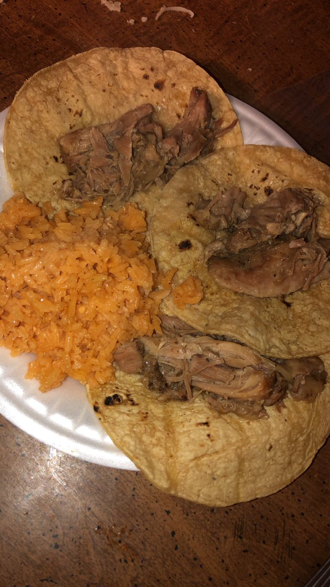 Carnitas & mexican rice 