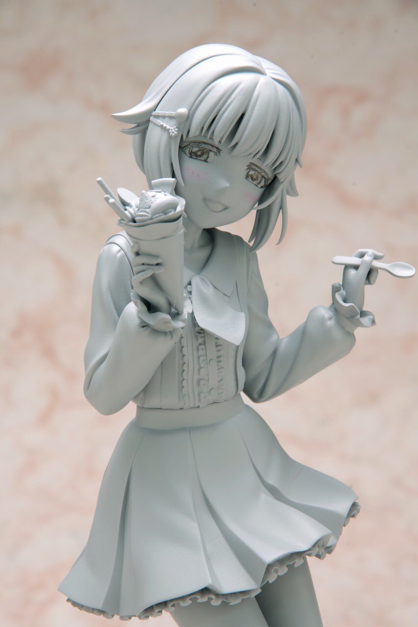 [自称・スウィートヒロイン]輿水幸子 1/7 フィギュア 自称・スウィートヒロイン］ 輿水幸子 (フィギュア) - ホビー