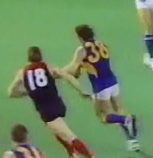 Grand_Old_Flag's tweet image. Here's one I never thought I'd find...
Match worn @melbournefc Steven Stretch jumper from the 1990 Melbourne v. West Coast "Foster's International Cup" match played post season in Portland, Oregon!!