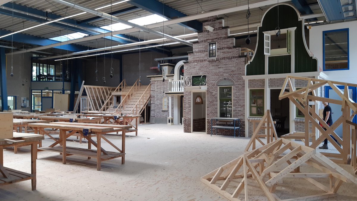 kei_nof's tweet photo. Vorige week bracht het KEI samen met een ondernemer een bezoek bij @ESPEQ_NH, een opleidingsbedrijf dat werk- en leertrajecten opzet voor de bouw- en techniekbranche. Een goed voorbeeld hoe de technische opleidingen in hun regio georganiseerd worden. https://t.co/eGDO4w8KgM https://t.co/J9O1atbJis