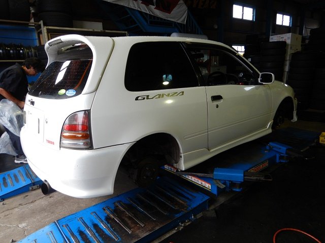 fitコーポレーション スターレットのタイヤ交換です 昔はこのサイズの車のことを ボーイズレーサーなんて言ってましたよね このグランツァvはかなり速い車です T Co Qxommyxqwu スターレット ボーイズレーサー タイヤ交換 ホイール fitコーポレーション スターレットのタイヤ交換です 昔はこのサイズの車のことを ボーイズレーサーなんて言ってましたよね このグランツァvはかなり速い車です T Co Qxommyxqwu スターレット ボーイズレーサー タイヤ交換 ホイール