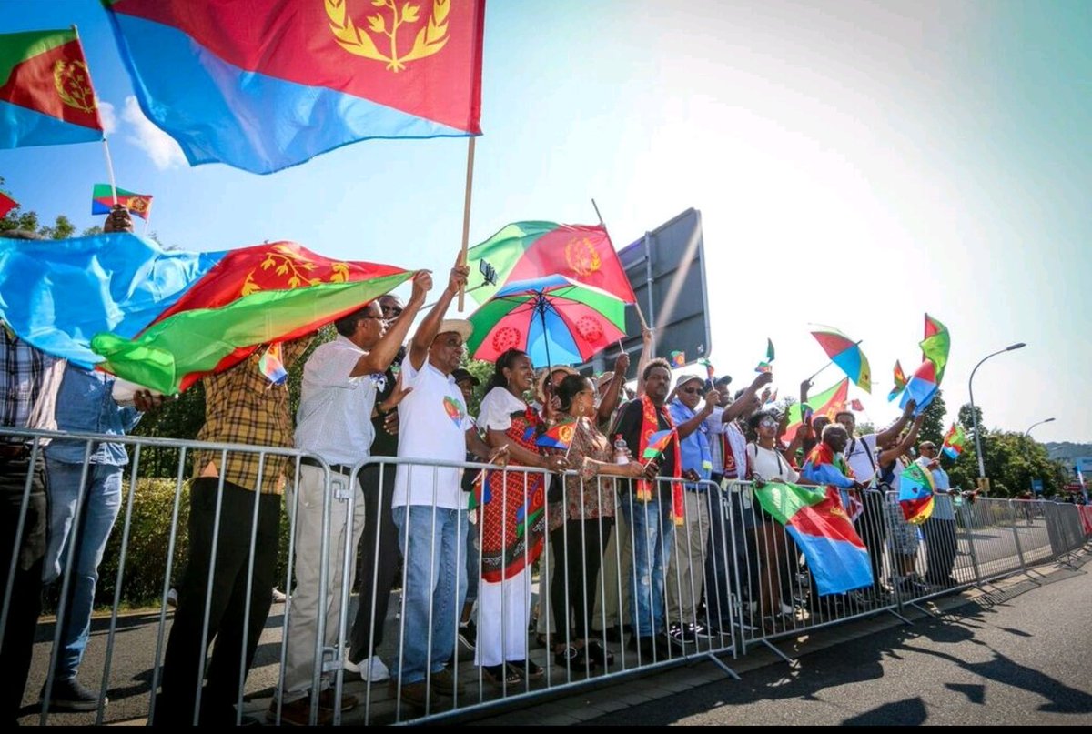#Eritrea Supporting power  <a href="/DeineTour/">Lidl Deutschland Tour</a> to me and my team <a href="/bikeaid/">Team BIKE AID</a> thanks my beloved people 📷 @MarioStiehl
