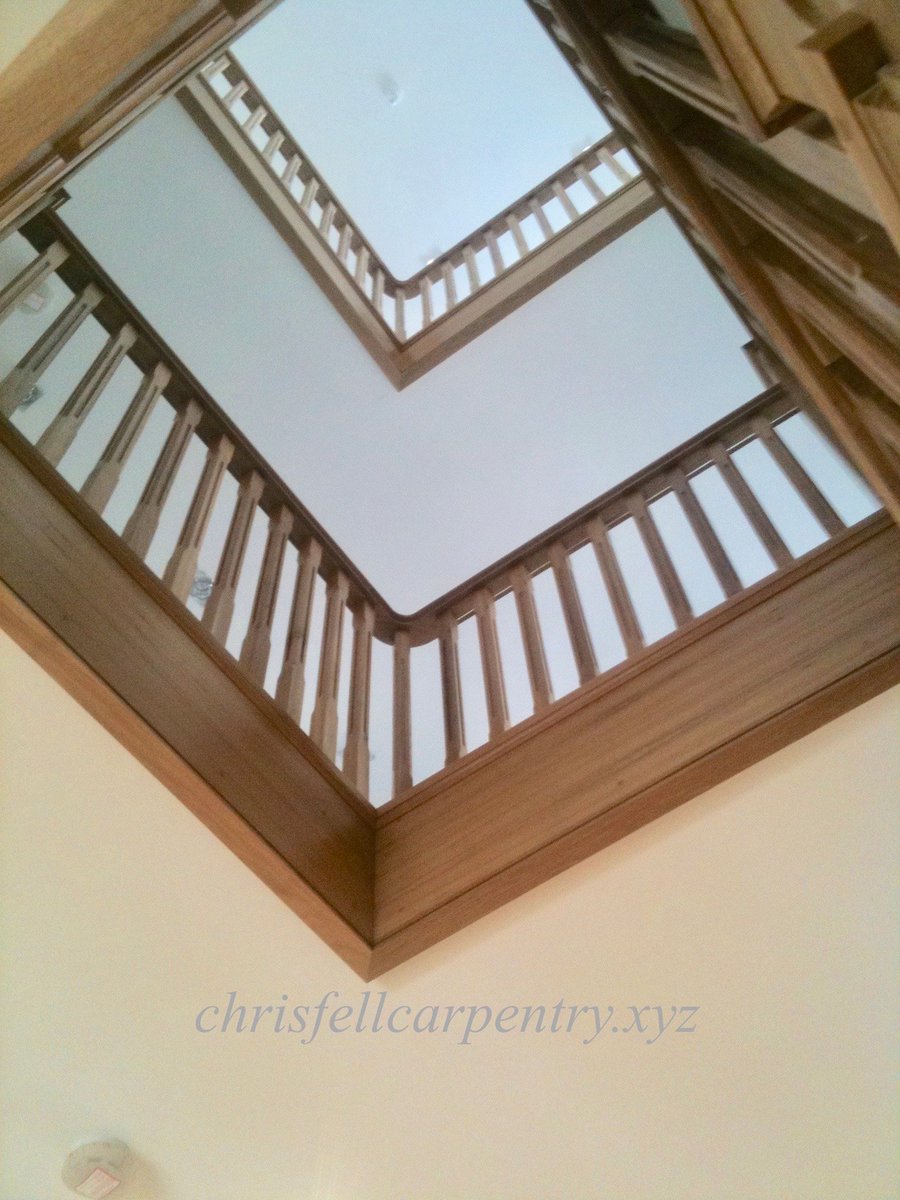 cfcarpentry's tweet photo. An oak traditional cut string staircase with fluted spindles and newel posts covering 4 floors. #stairs #oak #traditional #carpentry #carpentryskills #craftsman #unique #fluted #skirting #architrave #bestofbritish #staircase #handrail #chrisfellcarpentry #creatingtheunimaginable https://t.co/1zAcUYOrNR