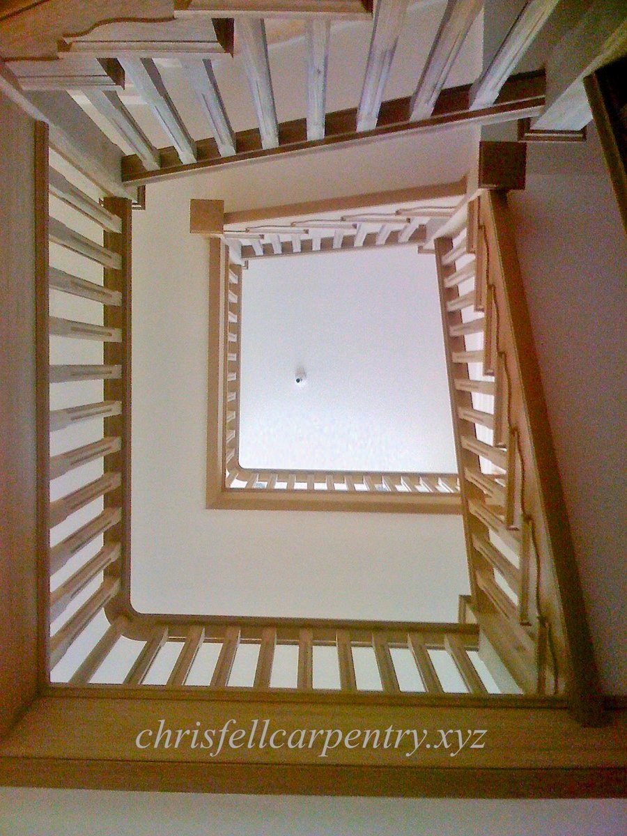 cfcarpentry's tweet photo. An oak traditional cut string staircase with fluted spindles and newel posts covering 4 floors. #stairs #oak #traditional #carpentry #carpentryskills #craftsman #unique #fluted #skirting #architrave #bestofbritish #staircase #handrail #chrisfellcarpentry #creatingtheunimaginable https://t.co/1zAcUYOrNR