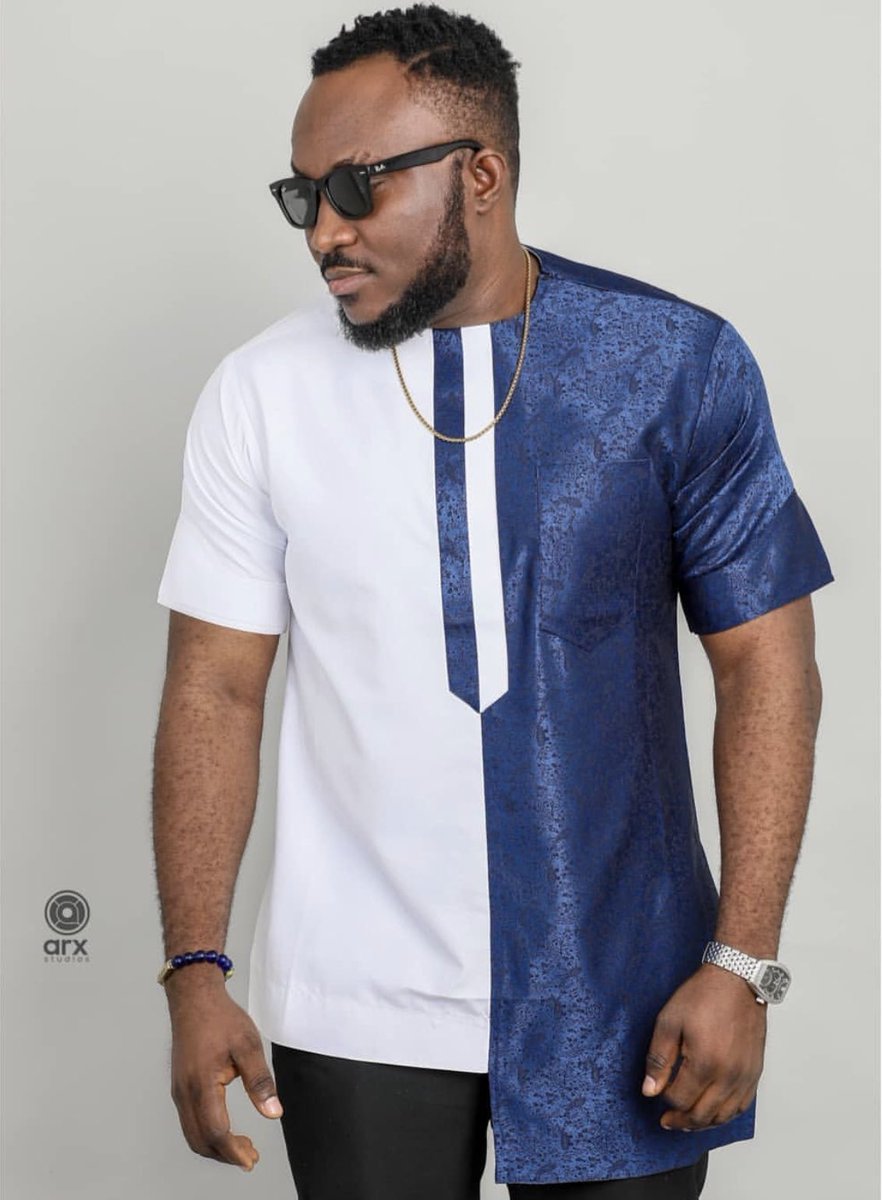 GallaxyGH's tweet photo. LIKE EBI YOUR MOTHER RATHER WE FOR CELEBRATE OO, IF SHE WAS ABLE TO PUSSH!! THIS HEAD OUT DERRRR CHALE 😆😆 HBD @dkbghana 🎂🎂🎂🎂🎂🎉🎉🎁🎁 https://t.co/60K9AqrzeX