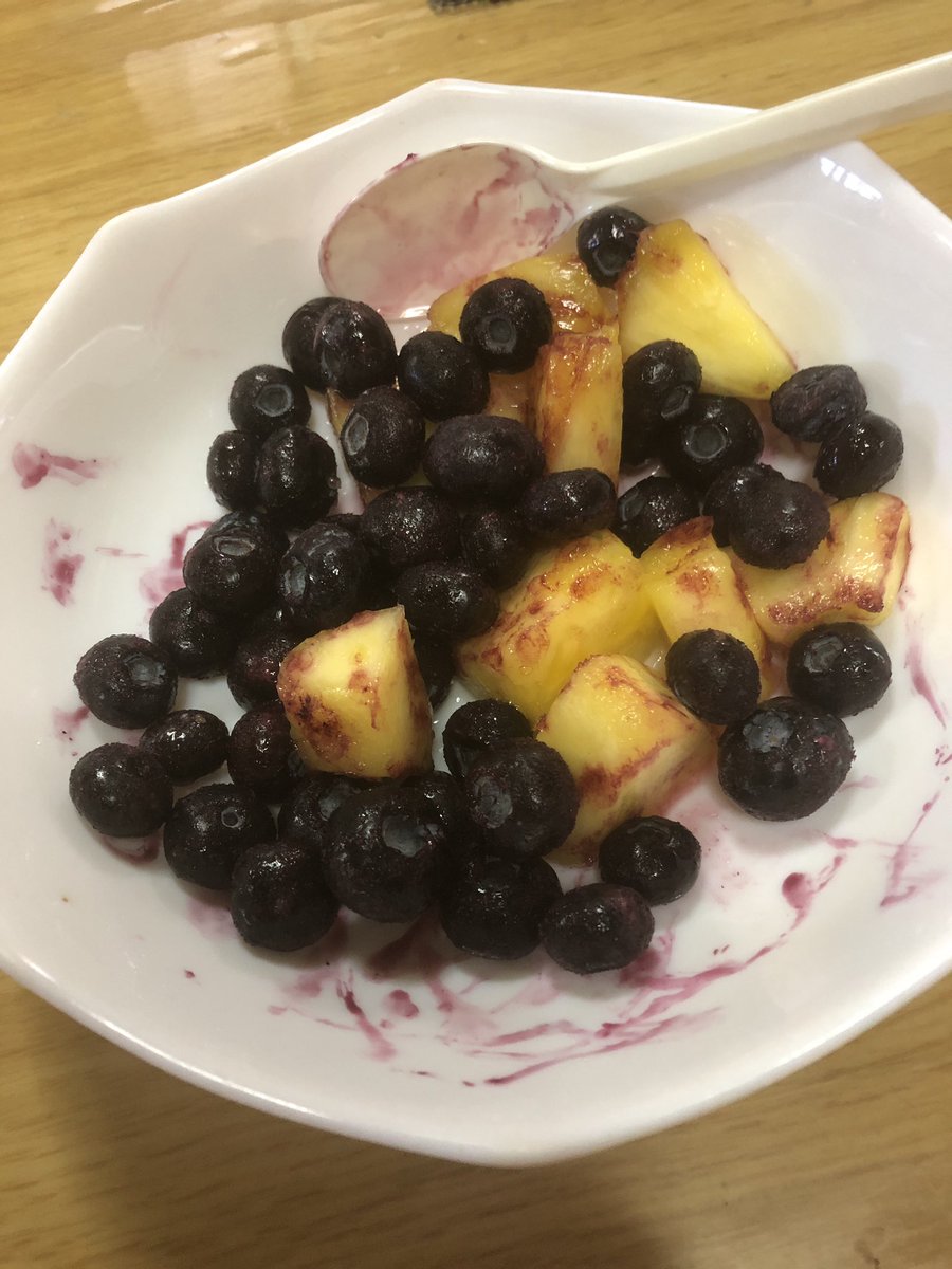 51kcal セブンの カットパイナップル はダイエットにオススメのスイーツ コンビニダイエットどっとこむ