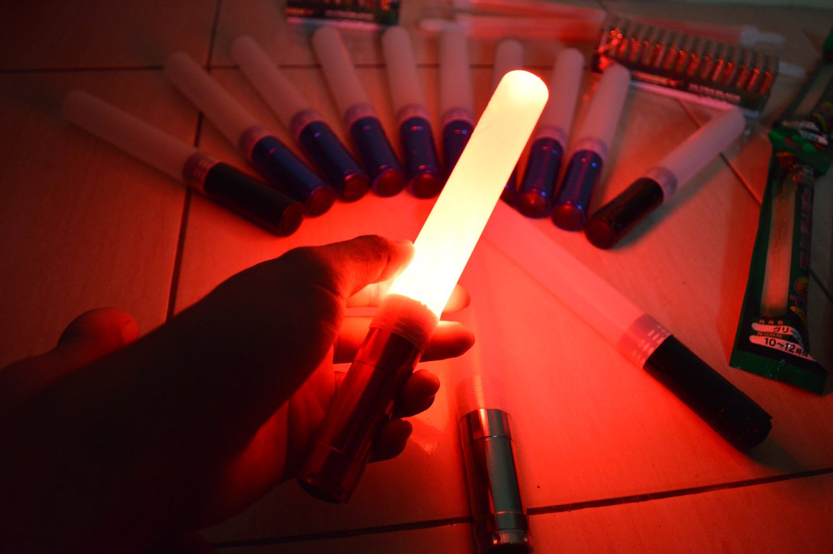 Team_HAY48's tweet photo. DIJUAL Lightstick Handmade buat WOTA atau yang ngefans sama JKT48 dan ingin langsung nonton konsernya.Berikut tentang LS Handmade kami : Warna : merah, hijau, biru, oren Harga 50K Termasuk 3 baterai
Lokasi : Daerah cengkareng , jakarta barat
Minat ? Wa : 087788760057 
@EricCrow_ https://t.co/KOuzqg4qJW
