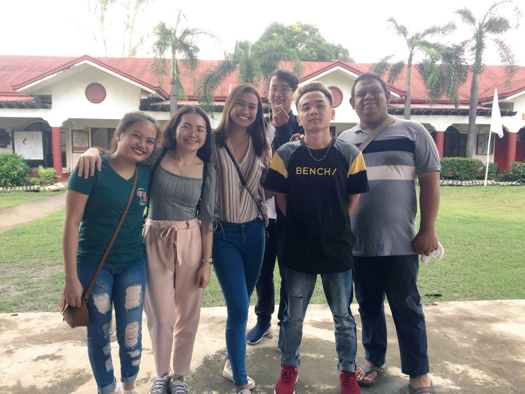 iamladelyn's tweet photo. Friends for keeps and forever💕
#incompletesquad https://t.co/wavVJdLJdh