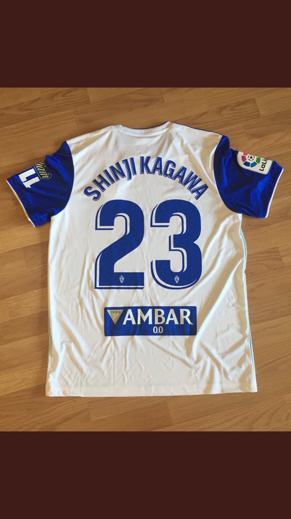 DeKawaga's tweet photo. Buenos días Zaragozistas!! Otro Sorteo con 1300 retweet regalamos la camiseta de Shinji Kagawa!!
Menciona @ImperiooFutbol y retweet este tweet!! y puede ser tuya!!
1300 retweet en 24 horas!!
Muy difícil pero no imposible!!
SORTEO PARTICIPAR!! https://t.co/ljA3vlBX4C