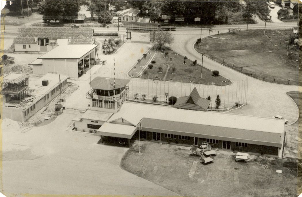 Malaysia Airports On Twitter Still In The Mood For B W Anyone Wants To Guess Which Airport Is This The Fastest Reply With The Correct Answer Will Win A Gift Myairportsquiz Throwback