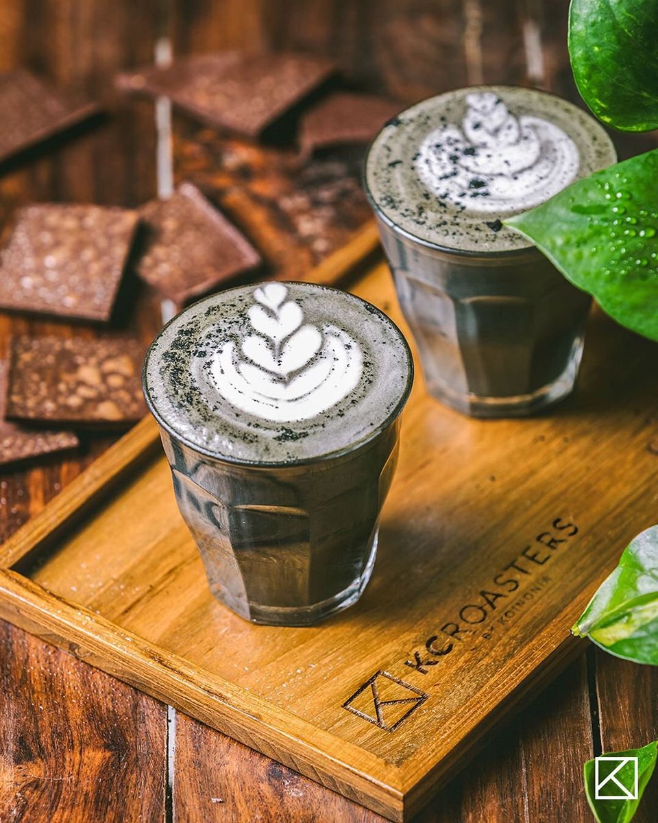 KCROASTERS's tweet photo. Coffee. Mint. Chocolate.
Need we say more? Our activated Charcoal Mint Mocha is a must try. Available @foodhall,linking road & #66Chuim.
#coffee #TuesdayThoughts #KCRoasters #Mumbai https://t.co/WTmsFgYhcE