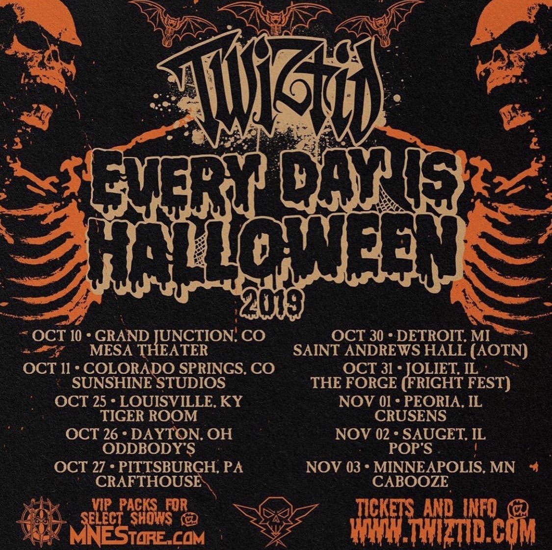 majikninjaent's tweet photo. #everydayishalloween 🎃
See you at the #tigerroom in Louisville, KY on October 25th 💀
#tickets - link in bio (tours tab)
#VIPs @twiztidshop :
https://t.co/KF5OYu6Q0A
#majikninjaentertainment #twiztid #horror #livemusic #underground https://t.co/PeZpqe7XJ5