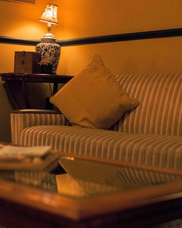 andyjamesbarrow's tweet photo. More 9:16 squashed into Insta. #brighton #coffeeshop #coffee #9x16 #sonyalpha https://t.co/rG0dPimxqr https://t.co/ASuaFuCWQG