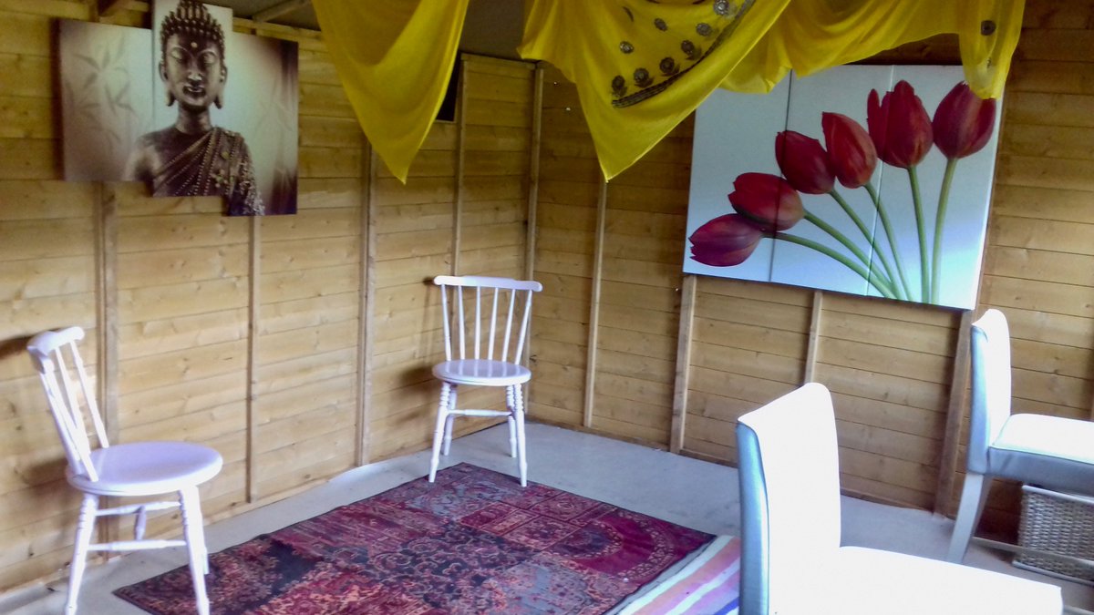 The Community Garden 'Green Room' is available for hire as a therapy room, counselling or meeting space. Email: maryonparkcommunitygarden@gmail.com for further details.