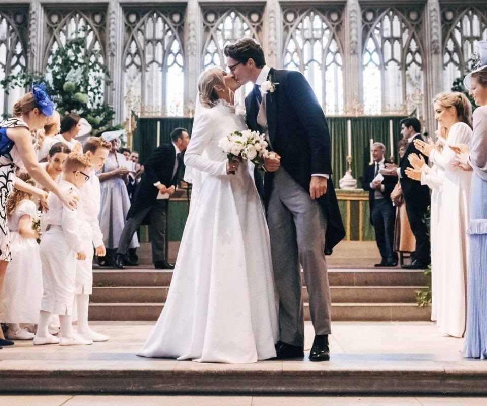 Congratulations to the beautiful <a href="/elliegoulding/">Ellie Goulding</a> on her wedding 👰🏼