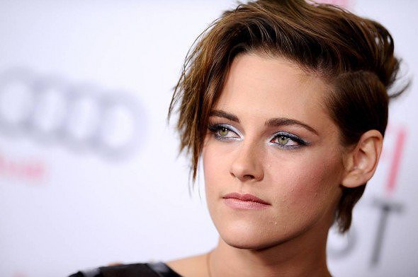 KRISTEN STEWART - Página 2 EDhh5z1W4AIKRTB?format=jpg&name=small