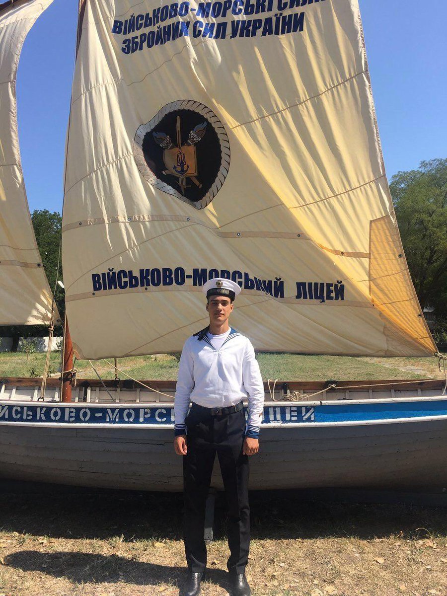 NKOdesa's tweet photo. 📣Представник молодіжного крила ПП «Національний Корпус» — Микит�� Нестерук, став курсантом військово-морського ліцею

🙏🏻Бажаємо успіхів та наснаги в подальшому навчанні!

#НацКорпус #Одеса #Вітання https://t.co/J5COMmFyWp