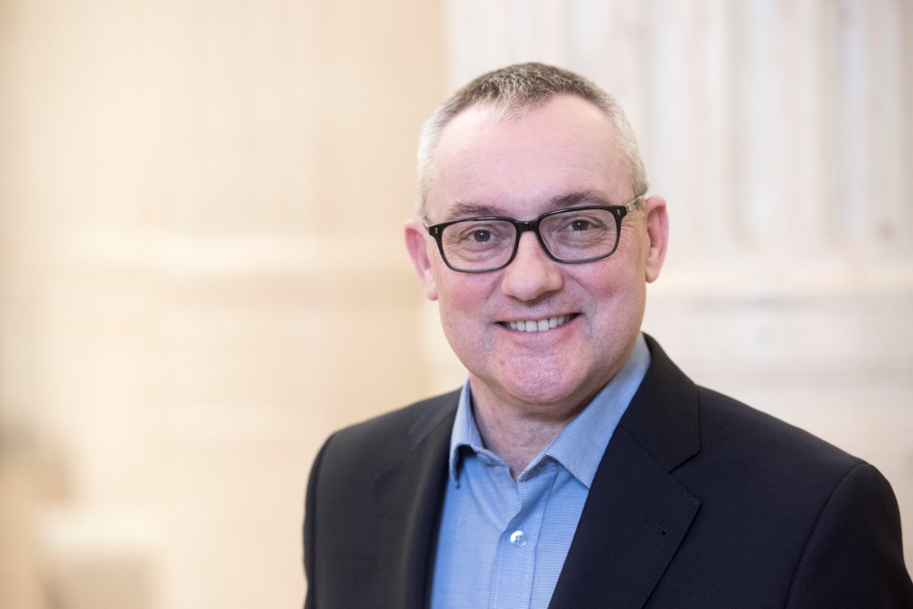 omeicos's tweet photo. We’re delighted to announce that Dr Simon Russell has joined OMEICOS as CBO. Simon brings with him over 30 years of biopharma R&amp;D, commercial and business development experience, making him a valuable addition to our management team. Welcome, Simon! https://t.co/GnLvYBiJY6 https://t.co/Rx9PmeOUJE