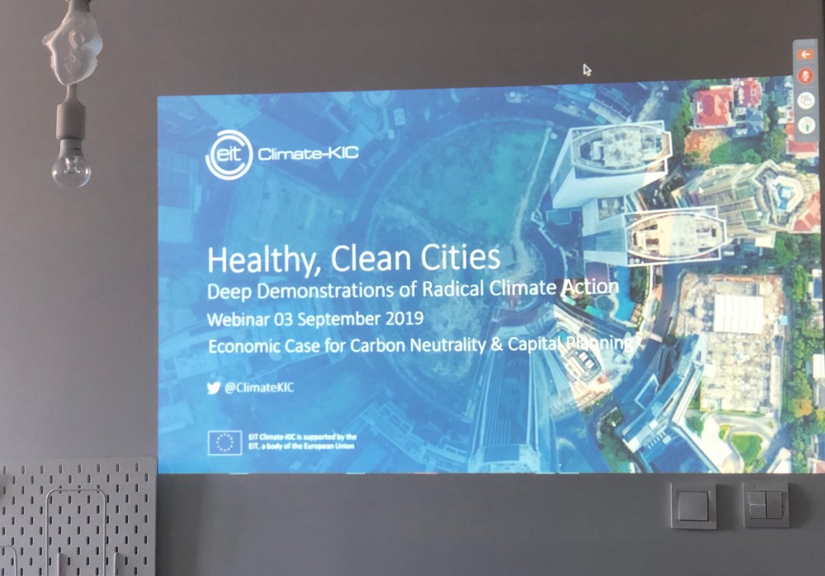 justynalinke's tweet image. Plugging into the first ⁦@ClimateKIC⁩ #deepdemo #webinar! ⁦@urbanwrkshp⁩ on board 🦖