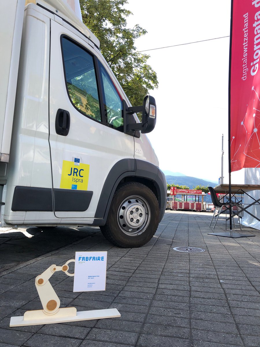 valimpy's tweet photo. The JRC Makerspace van is participating to the FabFaire in Lugano! #JRCMakerspace https://t.co/EO6XZpRMoD