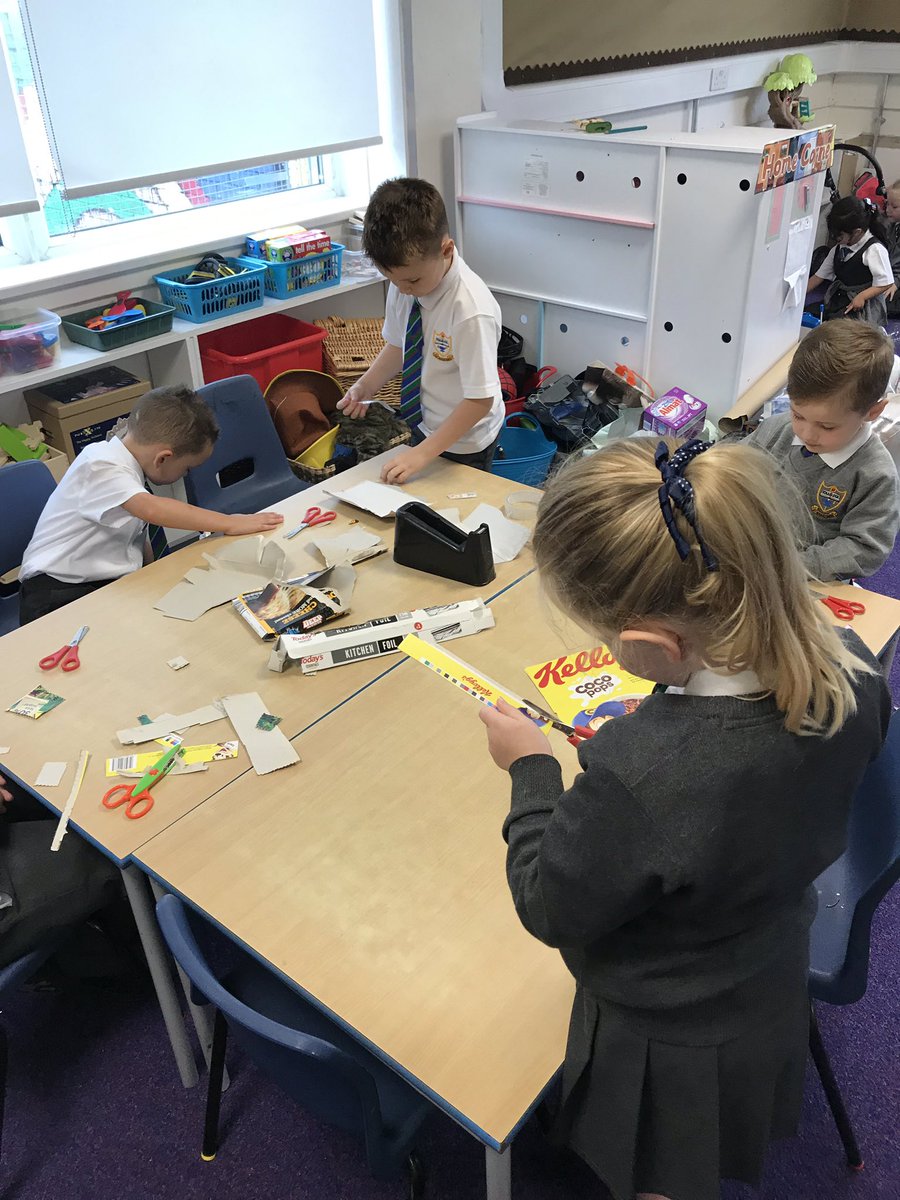 StAugustine_PS's tweet photo. Free Flow play in room two! #StemArea #CreativeArea #WritingArea #TalkingAndListening #Teamwork https://t.co/hMfmDl5LMe