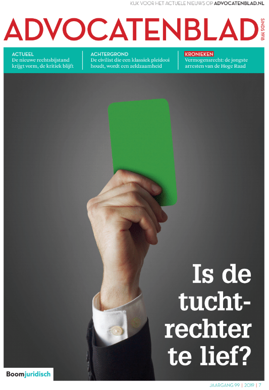 Advocatenblad's tweet photo. Ons septembernummer valt vandaag op de deurmat. Met oa het coverartikel over de tuchtrechter, de kroniek vermogensrecht en artikelen over de plannen gefinancierde rechtsbijstand, het verdwijnen van het klassieke pleidooi en de nieuwe beroepsopleiding. https://t.co/hY0cHRP4jx https://t.co/qB60hg4Bhb