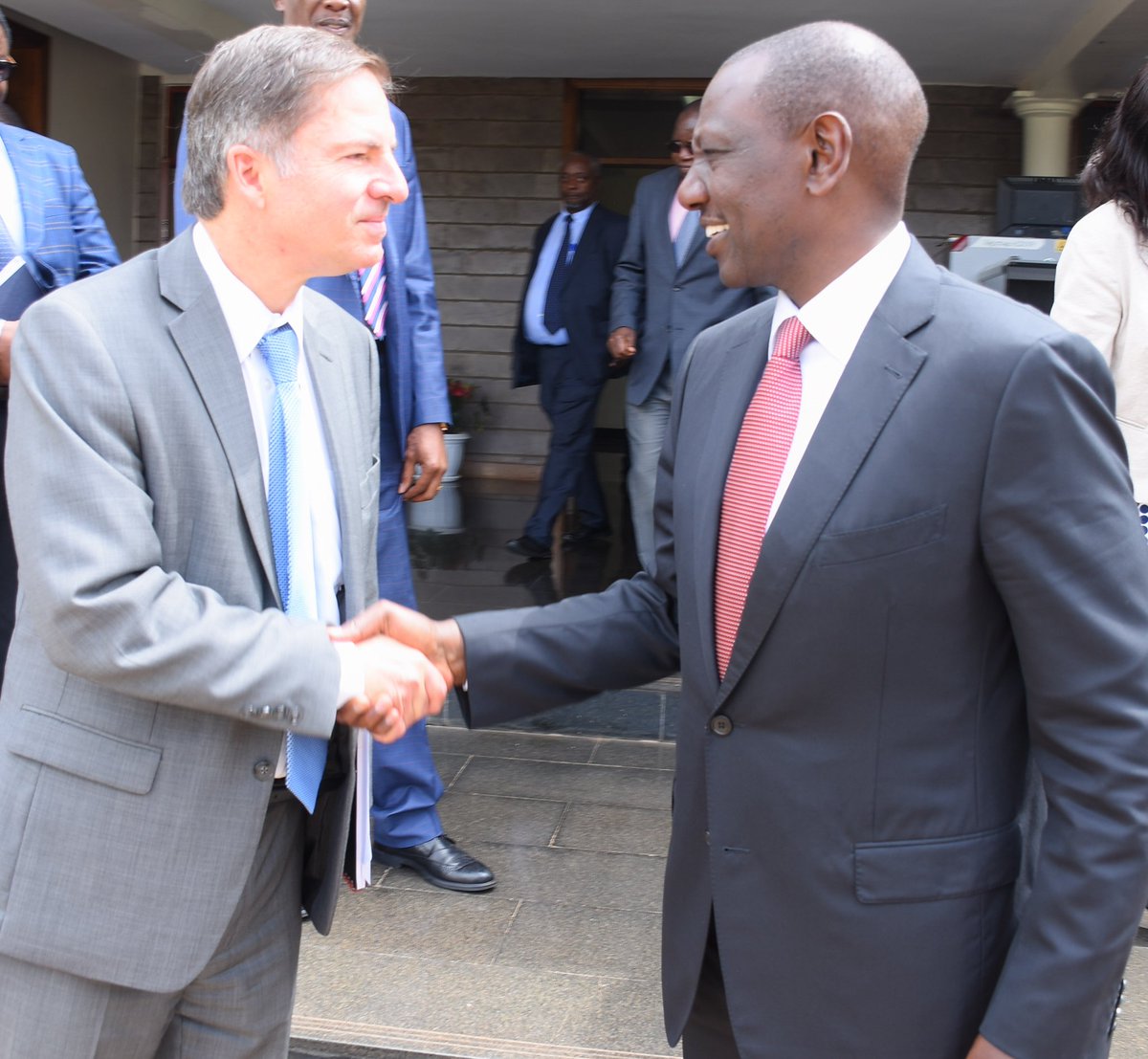 WilliamsRuto's tweet image. Held consultation with the Development Partners Forum led by the co-chairs, @ajardfelt and @CFelipejaramil1, Karen office, Nairobi County.