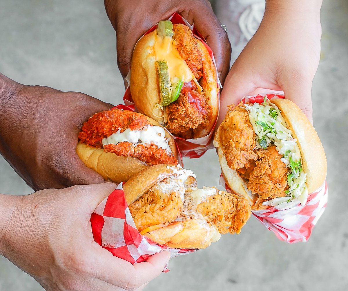 We are out and about y’all. Catch our trucks for lunch today 11am-2pm. Locations below 👇👇 or stop by the restaurant 11am-8pm. See y’all soon 😀
🚚📍#FranklinSquare (14th and K st.)
🚚📍#Noma (1150 1st NE) <a href="/noma/">野間恒毅</a>.bid