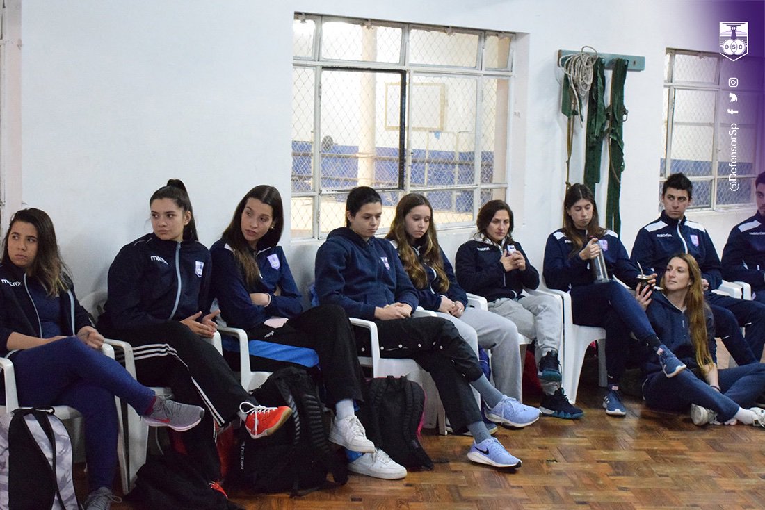 DefensorSp's tweet photo. ✅ Los planteles de fútbol y básquetbol de primera división (masculino y femenino), participaron del taller de "Sensibilización en género, corresponsabilidad y cuidados" de @midesuy 

[Nota] ▶️ https://t.co/0fd8zC2CCM https://t.co/1kQ0kgQsHl