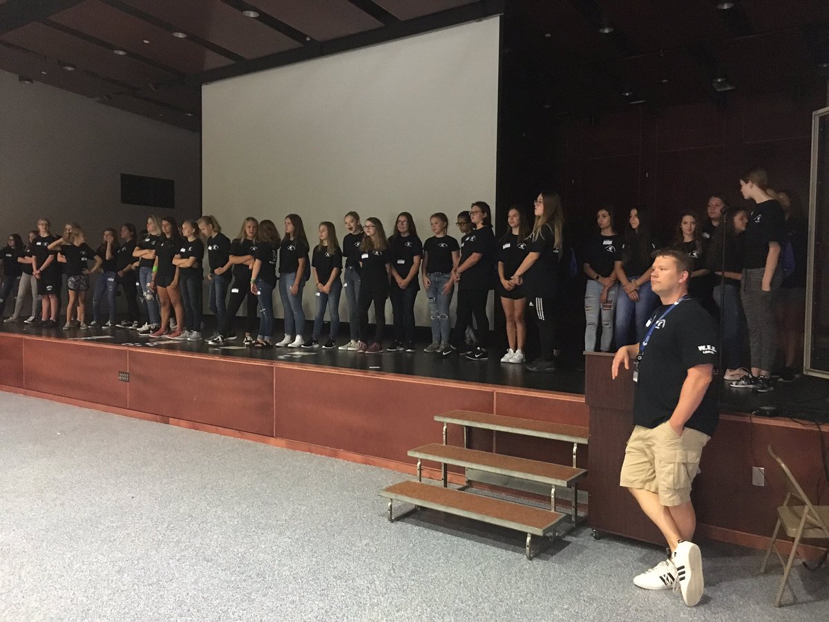 Start to the 2019-20 school year! Welcome and WEB for 6th graders!