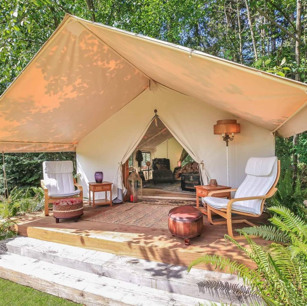 Todo un nuevo significado para el glamping…

📍Whidbey Island (Washington)

Foto: @whidbeytown