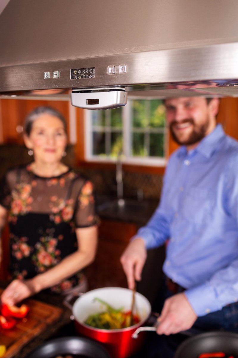 Innohome's tweet photo. Innohome Stove Guard’s intelligent heat sensor monitors heat, not smoke, and alarms before traditional smoke detectors, helping you to prevent kitchen fires at your home. Learn more at https://t.co/7NoyJD6zqB
-
#stoveguard #kitchenfires #cookingfires #firesafety #fireprevention https://t.co/yV9okKr2wc