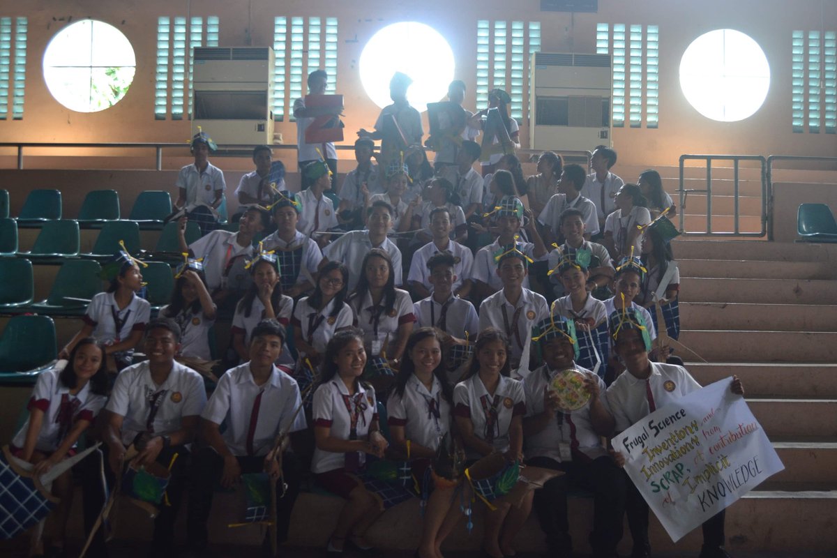 jah_laineee's tweet photo. Congratulations XII- G. ZARA πβ£οΈπ
#LakadAgham2019
#MostDisciplined
#ChampionSeniorHigh
#LNHSSTEMπ https://t.co/kvOLPVdc19