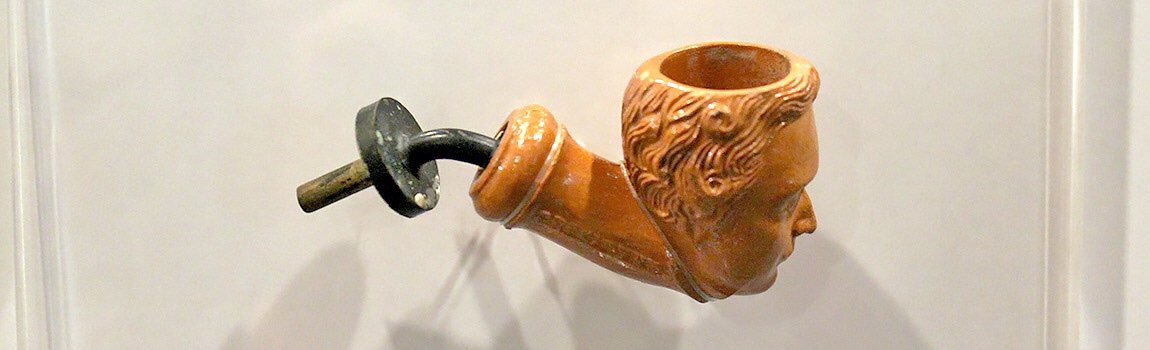 ArkArcheoSurvey's tweet photo. Did you know that commemorative American presidential pipes were made in Germany in the 1800s? Read about this one, our September Artifact of the Month, here:  https://t.co/wiftX486qG https://t.co/QCIbu8uOrQ