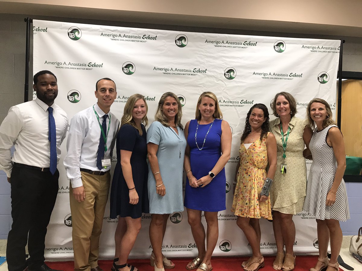1st Day of School for this 5th Grade Team!! Excited for 2️⃣0️⃣1️⃣9️⃣-2️⃣0️⃣2️⃣0️⃣!! #lbps #wcmm