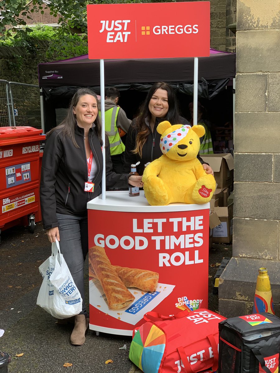 BBCCiN's tweet image. Food has arrived! Shout out to @JustEatUK &amp;amp; @GreggsOfficial for fueling our volunteers 🙌🛠