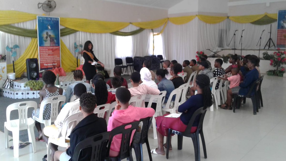 YFCKZN's tweet photo. The girls at Tennyson House residential care and aftercare project celebrated Women’s Day in style on the 10th of August 2019. The celebration that was themed “The beauty of a women” was held at Inanda Community Drop-In- Centre in Durban. https://t.co/C7aERtZn6m