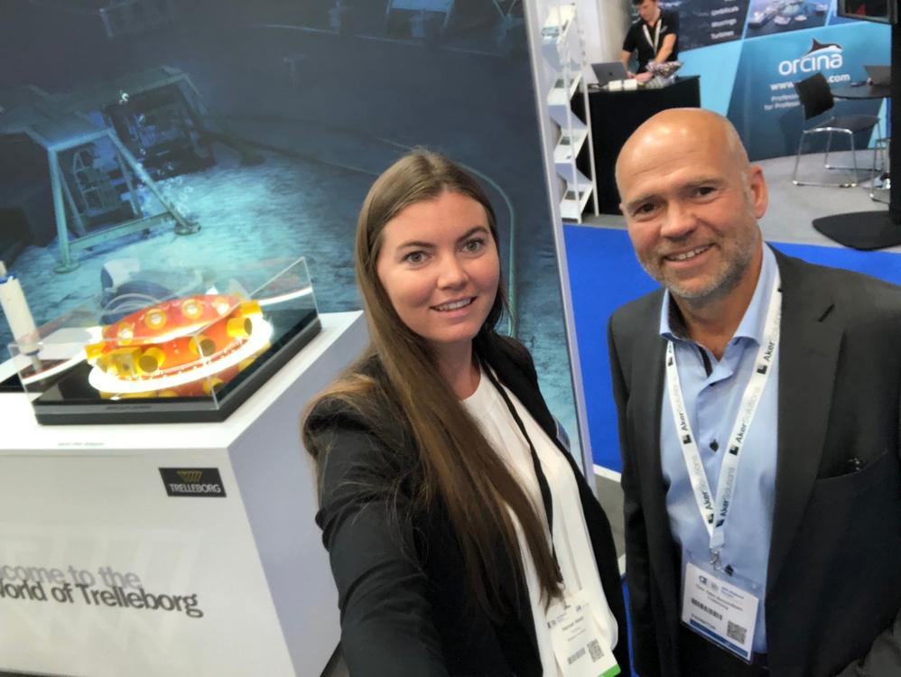 Geir Otto Amundsen, Vice President of Business Development and Hannah Welsh, Marketing Coordinator for Norway have stopped by the stand for a selfie! Drop by to find out more about our #SustainableSolutions. 

#SealDampProtect #Energy #OE2019