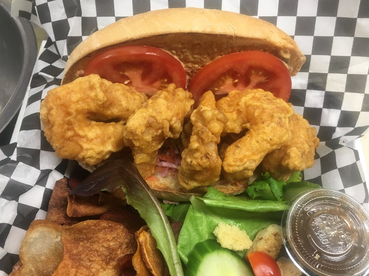 Mardi ⛅️18*C 
😍Po’boy au crevettes 
      Rémoulade, coleslaw, tomate
🌮Taco au 🐟
❤️Taco au 🍤 
🐟et chips
🚚Slater/O'Connor
⏰11 à 14h
Commander en-ligne à 
💻 admareseafood.com