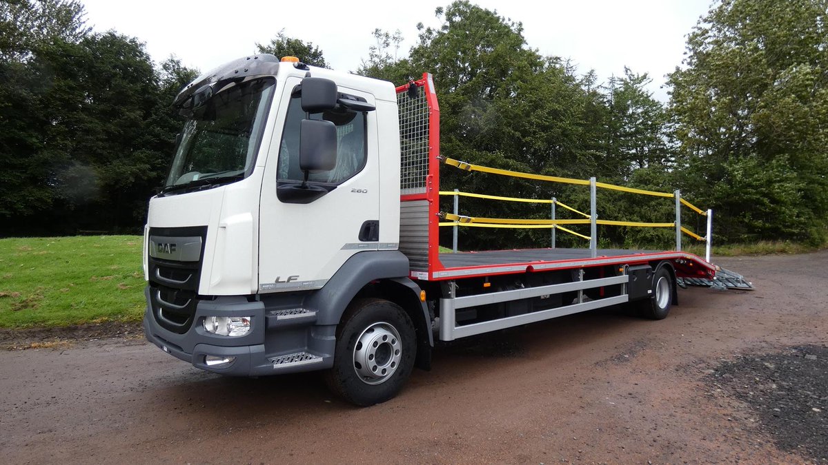 AlltruckGroup's tweet photo. ⭐️Immediately available for Hire or Rent to Buy⭐️69 plate #DAF LF 16T @Shawtrack #Beavertail #truck. Low Profile Beavertail Body. If you're looking for a ready to go #plant truck to move your plant and #machinery, please get in touch to arrange a demo on 08451 809 809.
#leasing https://t.co/flD1yjePmd