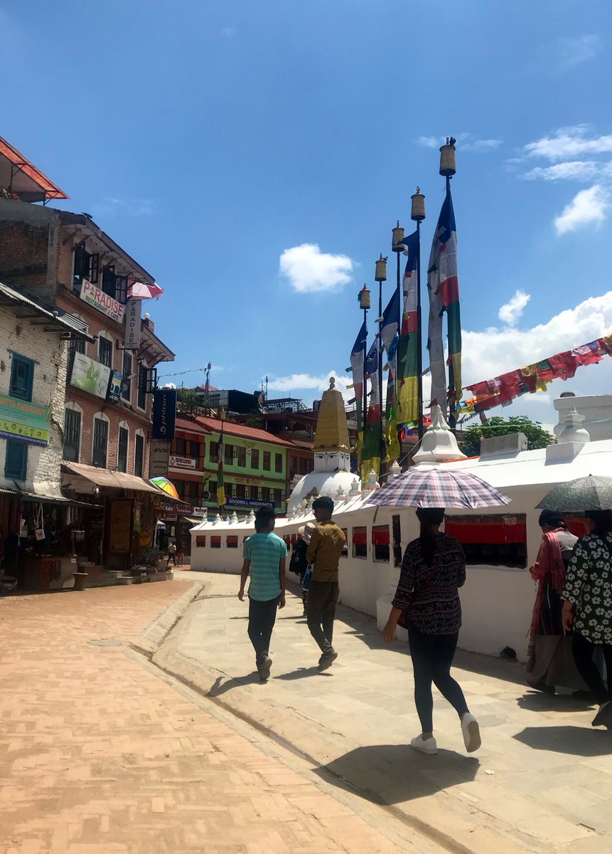 TBS_English's tweet photo. Headed back from a successful day’ finding inspiring details to describe at Boudha. Year 10 enjoyed their #himalayanjava trip to draft some work this afternoon too. https://t.co/5nolFtUAzW
