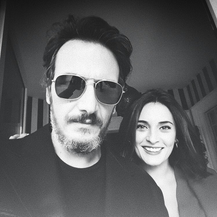 MerkerFandom's tweet photo. Nasıl 9 ay oldu sizsiz💔
#MerKer https://t.co/TDcmIFwacz